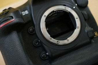 Nikon D5 XQD verze těla profesionální FX plnoformátová zrcad - 4