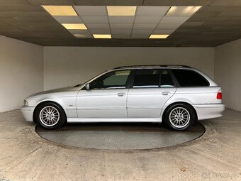 BMW 530D TOURING - 4