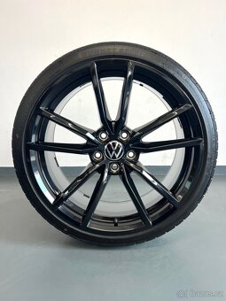☀️ Letní Alu kola Pretoria, VW Golf 7 R, 5x112 r19 - 4
