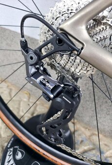 Gravel Scott Addict 20 Carbon GRX – velikost 52 - 4