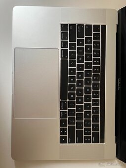 MacBook Pro 15'' - 4