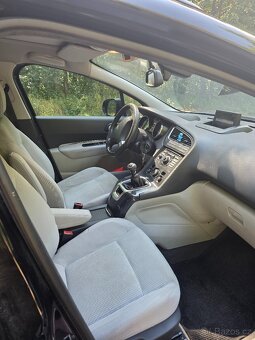 Peugeot 5008 - 2.0 HDi 110kW Premium - 4