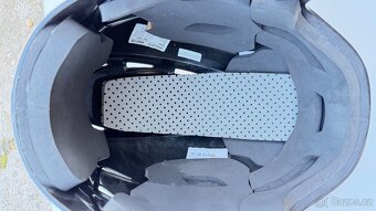 ✅ 2 x HOKEJOVÉ PRILBY - BAUER 2100 veľkosti - M a L ✅ - 4