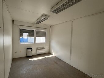 Kontejner 6x3x2.8M / R.V. 2016 / Nabouraný bok - 4