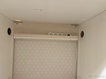 Bilý stůl - Ikea - 4