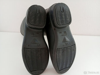 Prodám dětské (holínky) jezdecké boty velikost 35 - 4