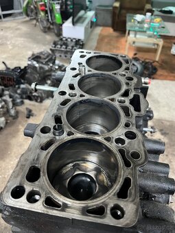 Blok motoru 2.0tdi 125kw BMN - 4