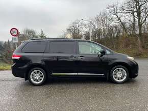 Sienna 3.5 V6 4WD automat 7 místné DPH sleva 50 000 Kč - 4