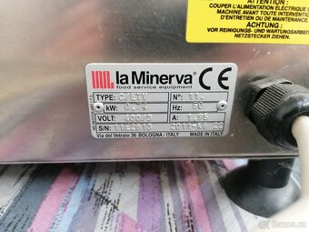 Krouhač la Minerva - 4