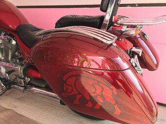 Suzuki Intruder VS 800 - 4