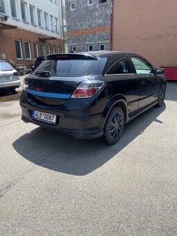 Opel Astra H GTC - 4