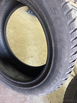 Pirelli sottzero 3 215/55r17 98h - 4