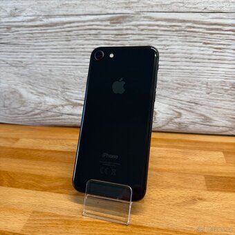 iPhone 8 256GB, černý (12 měsíců záruka) - 4