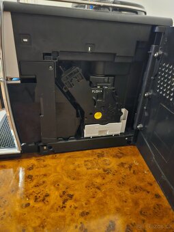 plnoautomatický kávovar Saeco Xelsis SM7581 - 4