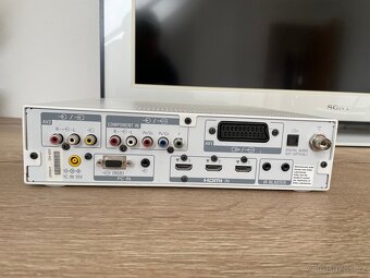 Prodám set wifi Sony KDL-40EX1 40" + stolek RHT-G550 - 4