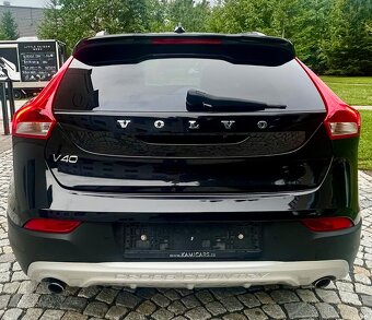 VOLVO V40 CROSS COUNTRY 2.5 T5 187KW 4x4 SUMMUM-AUTOMAT-ACC - 4