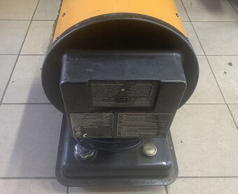 Prodám naftové topení vhodné na opravu - 4