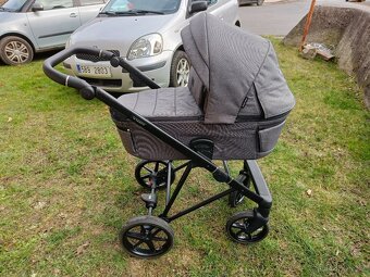 Zánovní Kombinovaný kočárek Adamex Vasco - záruka 9/2026 - 4
