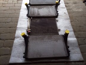 Různé druhy chladičů, 1x ventilátor na Passat B7 - 4