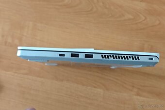 Asus ROG Zephyrus G14 - 4