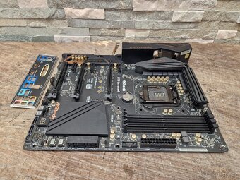 ASRock Z170 Extreme4 - Intel Z170, socket 1151 - 4