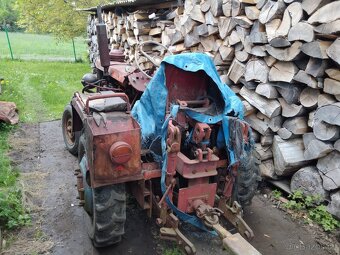Prodám traktor s vlekem - 4