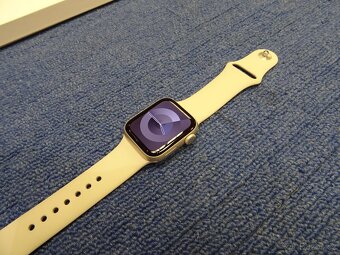 Apple Watch SE 40mm CZ záruka 9/2026 100%baterie - 4