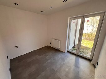 Nebytový prostor 10m2 - 4