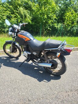 ČZ-Cagiva 125 Roadster. - 4