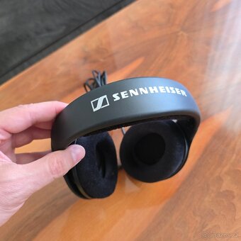 Hifi sluchátka Sennheiser HD 558 - 4