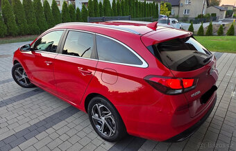 Hyundai i30 1.6 D 85kw Aut Comfort DCT7 - 4