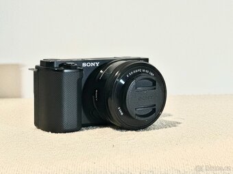 Prodám Sony ZV-E10. - 4