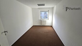 Nájem bytové jednotky 5+1, 99 m²,  ul. Sadová, Opava – Předm - 4