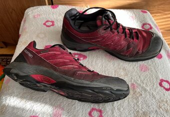 Boty trekové zn.Salomon č.40 - 4