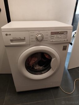 Pračka LG DirectDrive SLIM (44cm) - 4