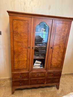 Krasna starozitna skrin - 4