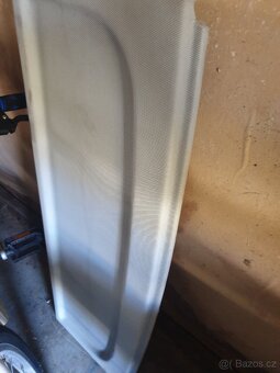 Interiér Audi A7 sedačky, stropnice atd. - 4