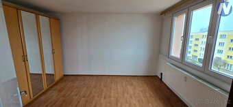 Pronájem bytu 2+1 51 m² + balkon, Volary - 4