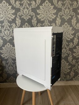 Výkonný PC na hry i práci - Ryzen 5 3600, RX 580, 32 GB RAM - 4