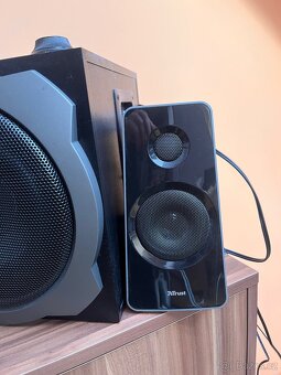 Subwoofer TRUST - 4