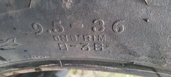 Prodám 2 x použité pneu Traktor 9.5-36 - 4