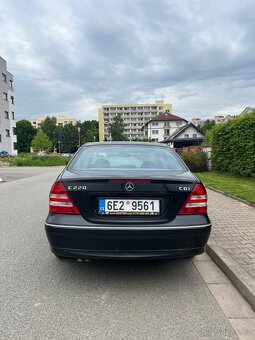 Mercedes-Benz C220 CDI - 4
