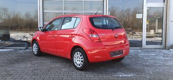 Hyundai i20 1.2 57 Kw Benzín Klimatizace - 4
