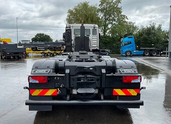 MAN TGS 35.500 8x4 - hákový nosič kontejnerů - 4