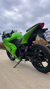 Kawasaki ninja 250r - 4