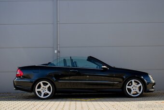 Mercedes-Benz CLK 320 Cabriolet z roku 2006 - 4