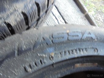 2ks zimní 195/50 R15 cena za obě - 4