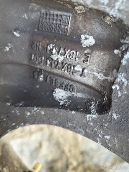 Sada diaků Kia Sorento + 2 pneu - 4