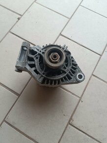 Alternátor Ford Focus 1.6 16V - 4