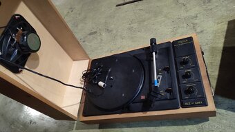 3x gramofon - 4